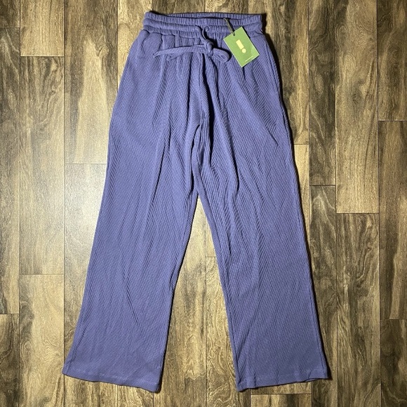 Daily Drills Thermal Resort Pants Women’s XS/S NWT Waffle Straight Leg Oversized - Picture 1 of 7